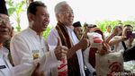 Mentan dan Mendag Panen Jagung Bersama Bagus Kurniawan