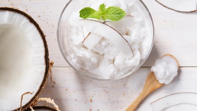 Kelapa Muda yang Gurih Lembut Juga Beri Asupan Vitamin dan Mineral Penting