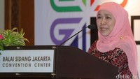 Khofifah Indar Parawansa menyampaikan sambutanya.