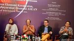 Menperin Airlangga Hadiri Diskusi Buku Ekonomi Kerakyatan