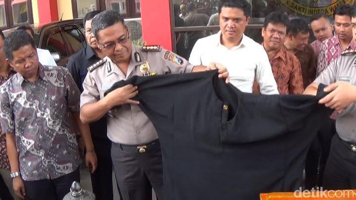 Pembuat Jubah Ajaib Dimas Kanjeng Diperiksa Polisi