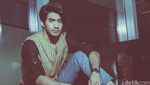 Kisah Reza Rahadian, Sang Aktor Serba Bisa