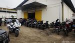 Bareskrim Polri Gerebek Gudang Beras Oplosan