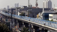 Untuk tiap satu bentangan antar tiang/kolom jalur layang MRT sepanjang 40 meter, akan dipasang 16 buah gelagar.