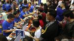 Para Traveler Berburu Tiket Murah di GATF