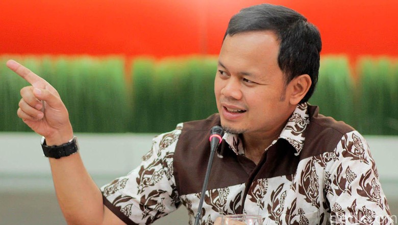 Bima Arya Sambut Baik Rencana Jokowi Kucurkan Dana Kelurahan Bima Arya Sambut Baik Rencana Jokowi Kucurkan Dana Kelurahan