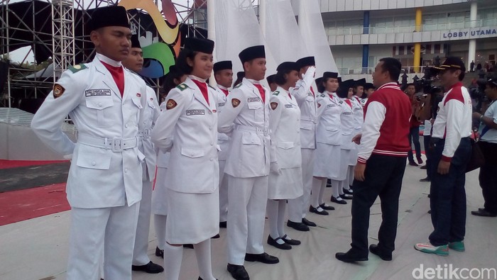 Kibarkan Bendera Merah Putih di Ancol, Menpora: Indonesia Siap Lahir Batin Sambut TAFISA