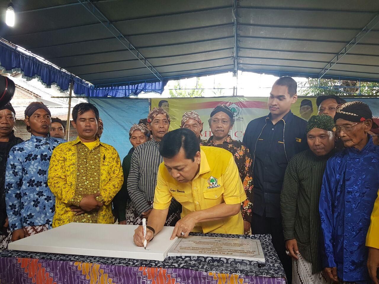 Golkar Bantu Perbaikan Jalan di 2 Desa di Bantul