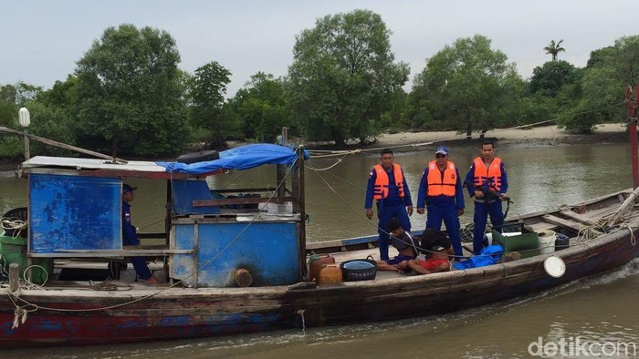 Tangkap 10 Kg Ikan dengan Pukat Trawl, 2 Kapal Ditangkap di Sumut
