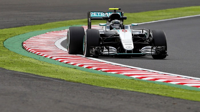 Rosberg Sapu Bersih Latihan di Suzuka