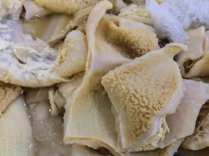 Merokok Tiap Hari, Tangan Wanita Ini Jadi Seperti Babat Sapi Tanda Kanker