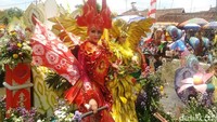Karnaval tahunan sebagai simbol kreatifitas dan kecintaan pada lingkungan ini diikuti 54 peserta, jauh lebih banyak dari tahun-tahun sebelumnya yang hanya berkisan 30-an peserta.