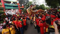 Acara ini diikuti ratusan orang.