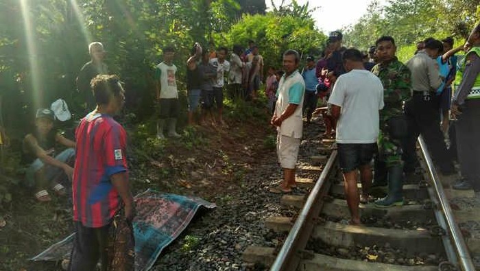 Hendak Kerja Bakti, Gatot Tewas Tertabrak KA Matarmaja di Blitar
