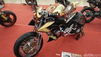 Sebanyak 14 motor modifikasi HMC yang mengikuti Kustomfest 2016 merupakan hasil karya pemenang HMC 2016 pada kelas Matic Stock/Bolt On, Scoopy Stock/Bolt On, Matic Advance, Sport Fairing, Sport Naked, Matic Racing Style, Cub and Sport Racing Style, Airbrush Graphic, Airbrush Realist/Cartoon, Stikers and Decals, serta Free For all), dan 3 kelas untuk motor tahun produksi di bawah 2006 (Choppy Cub, Cafe Racer & Bratstyle dan Free For All).
