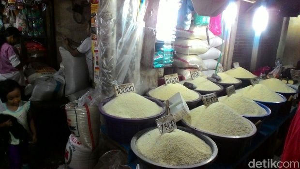 Pedagang: Harga Beras, Bawang, dan Daging Sapi Stabil