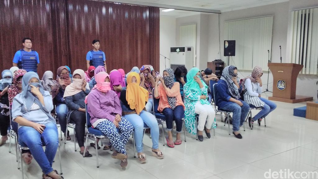 Kantor Imigrasi Kelas I Khusus Soekarno-Hatta menolak keberangkatan 54 orang WNI ke kawasan Timur Tengah (Foto: Rini Friastuti/detikcom)