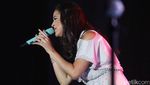 Awas Baper di Konser Raisa Handmade Tour 2016