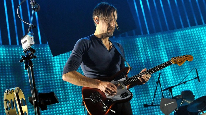 LONDON, ENGLAND - OCTOBER 08:  Ed OBrien of Radiohead performs live on stage at 02 Arena on October 8, 2012 in London, England.