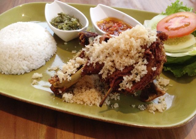 Bebek Jumbo Mantap Enak Bebek Goreng Jumbo Yang Padat Bertabur Kremesan Bebek Jumbo Mantap Enak Bebek Goreng Jumbo Yang Padat Bertabur Kremesan