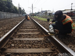 Warga Bekasi Bisa ke Jakarta Pakai Kereta Jarak Jauh, Berapa Harga Tiketnya?