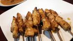 Hangatkan Tubuh dengan Sate Domba Hot Plate dan Asem-asem Daging