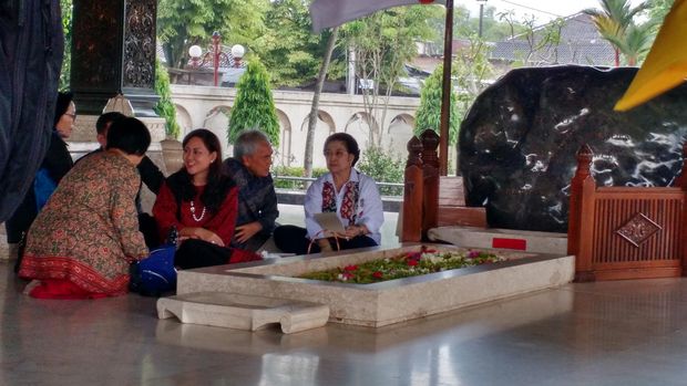 Megawati dan Ahok di Makam Bung Karno (Foto: Danu Damarjati/detikcom)