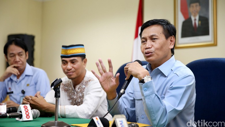 Kasus Gugatan Jas Mengerut Bikin Heboh, Dirjen HAM Tak 