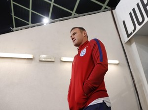 Rooney Dicadangkan Lawan Slovenia, Henderson Kapteni Inggris