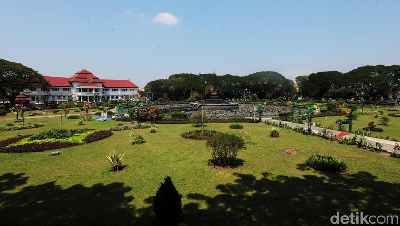 Kota Malang Terpilih Jadi Kota Udara Terbersih di Asia Kota Malang Terpilih Jadi Kota Udara Terbersih di Asia