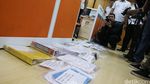 Kapolda Tunjukan Barang Bukti OTT di Kemenhub