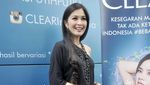 Soon To Be Bride! Sandra Dewi Berseri-seri