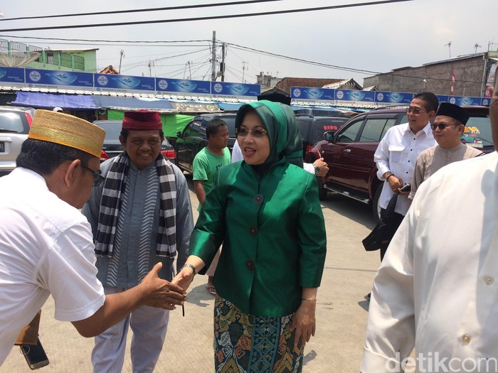 Cawagub Jakarta Sylviana Murni Datang ke Rumah SBY di Cikeas