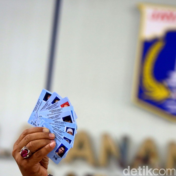 Sales Mobil belum Mengembalikan KTP Asli