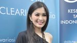 Soon To Be Bride! Sandra Dewi Berseri-seri