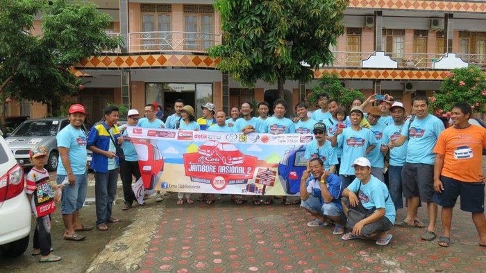 Pecinta Si Mungil Daihatsu Ceria Padati Pangandaran