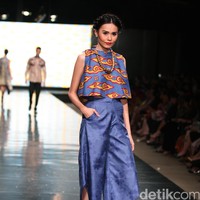 Koleksi Alleira dengan Eksplorasi Batik Jawa, yang mengusung tema Yavadvipa yang bertempat di Ballroom Dharmawangsa Hotel. Jakarta. [Foto: Mohammad Abduh/Wolipop]