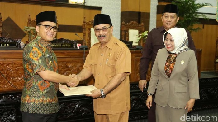 Pemkab dan DPRD Banyuwangi Mulai Bahas APBD 2017