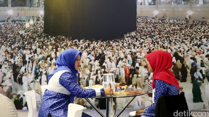 Ilustrasi Bisnis Travel Haji Umroh