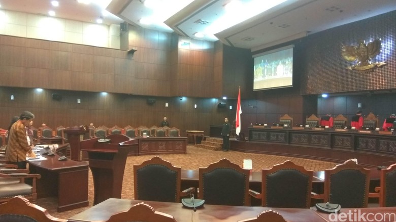 Gugat UU Pilkada ke MK, KPU: Kemandirian Kami Tak Bisa Diintervensi Gugat UU Pilkada ke MK, KPU: Kemandirian Kami Tak Bisa Diintervensi