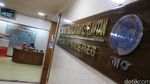 Wajah Tegang Pegawai di Kemenhub