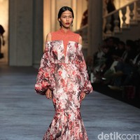 Koleksi terbaru dari brand Sebastian Red & Sebastian Sposa, dengan mengusung tema ARISTOCRAT bertempat di Ballroom The Ritz-Carlton Pasific Place. Jakarta. [Foto Mohammad Abduh/Wolipop]