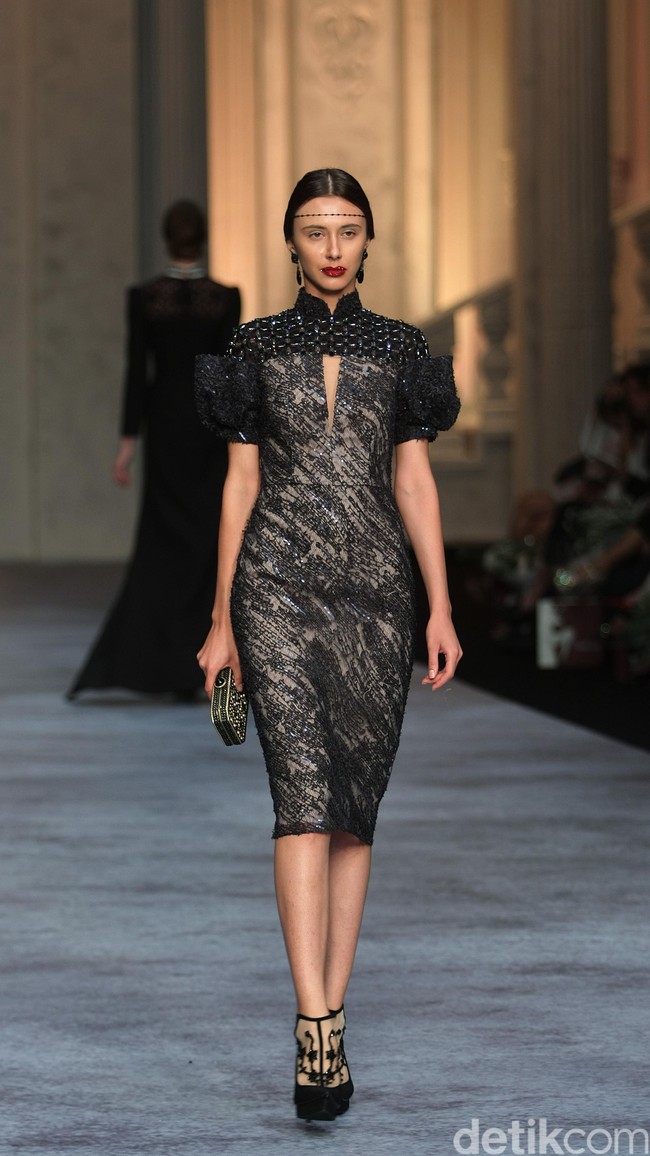 Koleksi terbaru dari brand Sebastian Red & Sebastian Sposa, dengan mengusung tema ARISTOCRAT bertempat di Ballroom The Ritz-Carlton Pasific Place. Jakarta. [Foto Mohammad Abduh/Wolipop]