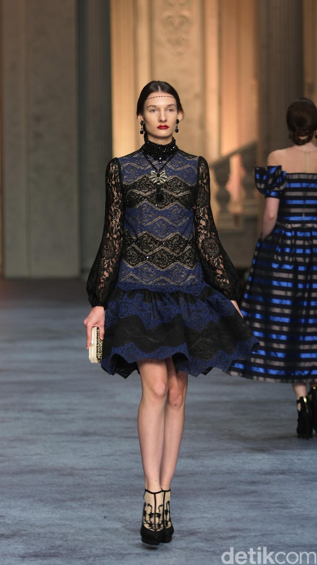 Koleksi terbaru dari brand Sebastian Red & Sebastian Sposa, dengan mengusung tema ARISTOCRAT bertempat di Ballroom The Ritz-Carlton Pasific Place. Jakarta. [Foto Mohammad Abduh/Wolipop]