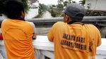 Pemkot Jaksel Bongkar Lahan Parkir Hotel Pop!