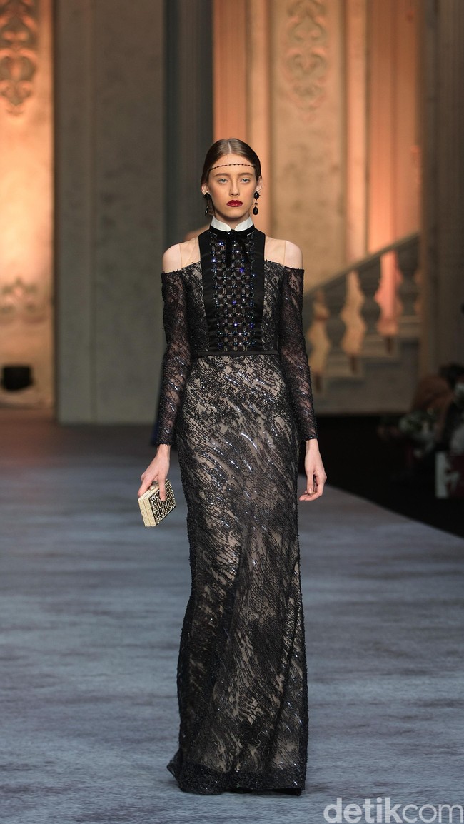 Koleksi terbaru dari brand Sebastian Red & Sebastian Sposa, dengan mengusung tema ARISTOCRAT bertempat di Ballroom The Ritz-Carlton Pasific Place. Jakarta. [Foto Mohammad Abduh/Wolipop]