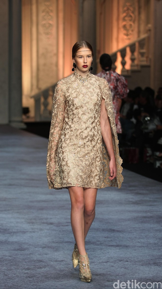 Koleksi terbaru dari brand Sebastian Red & Sebastian Sposa, dengan mengusung tema ARISTOCRAT bertempat di Ballroom The Ritz-Carlton Pasific Place. Jakarta. [Foto Mohammad Abduh/Wolipop]