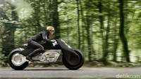Berkat aneka mekanisme tadi, motor menjadi lebih aman, bahkan BMW menyebut tak perlu lagi mengenakan helm. Foto: BMW