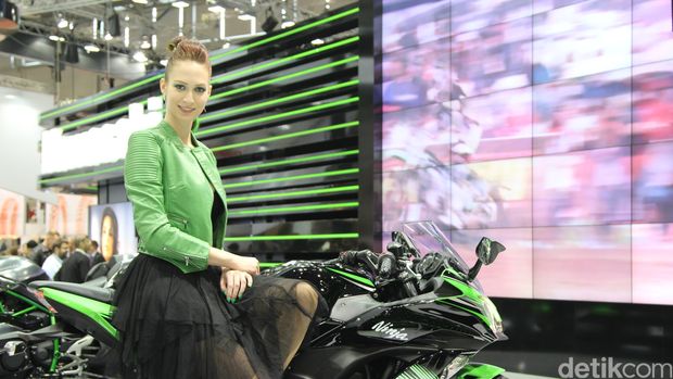 Model di booth Kawasaki