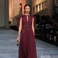 Koleksi terbaru dari brand Sebastian Red & Sebastian Sposa, dengan mengusung tema ARISTOCRAT bertempat di Ballroom The Ritz-Carlton Pasific Place. Jakarta. [Foto Mohammad Abduh/Wolipop]